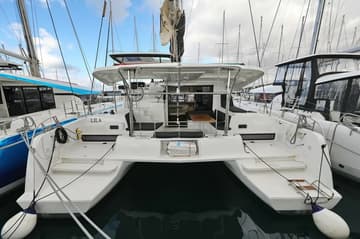 Catamaran Lila charter rental in Croatia | Yacht4Less
