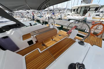 Sailboat Freewise available for yacht charter in Croatia | Yacht4Less