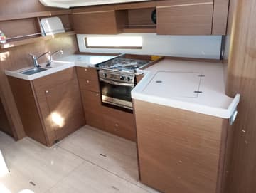 Sailboat Ocean Pearl available for yacht charter in Greece | Yacht4Less