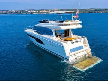 Motorboat Medusa charter rental in Croatia | Yacht4Less