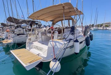 Sailboat Astravi available for yacht charter in Croatia | Yacht4Less