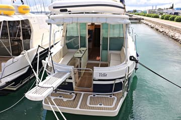 Best Price for a Motorboat Vella rental in Croatia | Yacht4Less