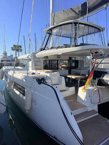 Best Price for a Catamaran New Horizons rental in Spain | Yacht4Less
