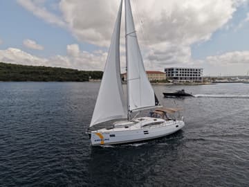 Best Price for a Sailboat Six Friends rental in Croatia | Yacht4Less