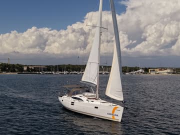 Best Price for a Sailboat Friends rental in Croatia | Yacht4Less