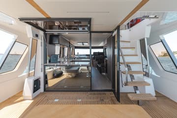 Motorboat Seven Seas available for yacht charter in Croatia | Yacht4Less