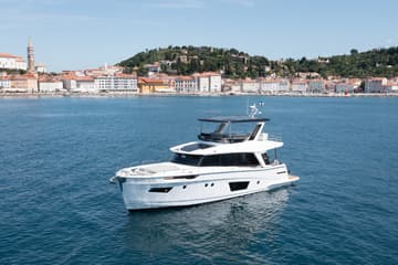 Motorboat Seven Seas charter rental in Croatia | Yacht4Less
