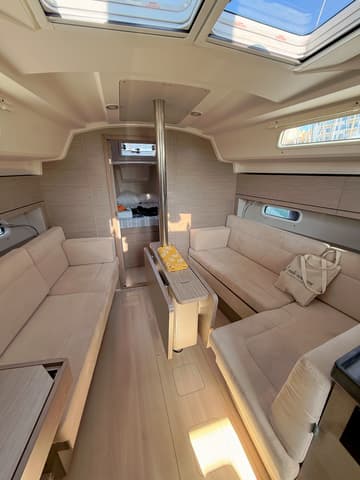 Sailboat Bayolia available for yacht charter in France | Yacht4Less