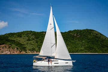 Best Price for a Sailboat Soca Sleigh rental in BVI | Yacht4Less
