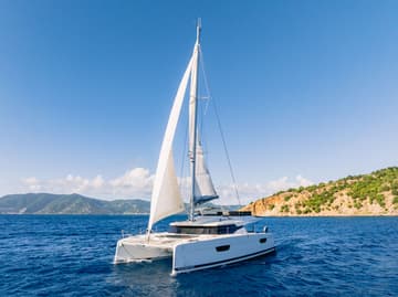 Catamaran Detour available for yacht charter in BVI | Yacht4Less
