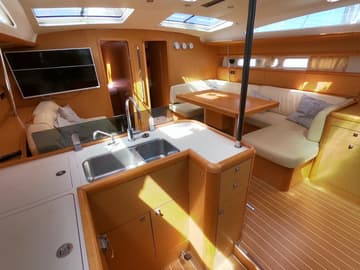Sailboat Anita available for yacht charter in Italy | Yacht4Less