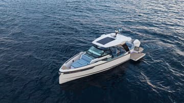 Motorboat Tide Hunter charter rental in Croatia | Yacht4Less
