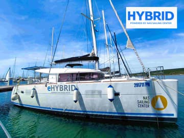 Catamaran Independent I charter rental in Croatia | Yacht4Less