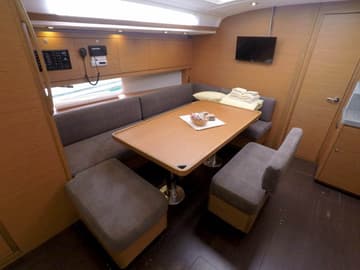 Sailboat Avanti available for yacht charter in Croatia | Yacht4Less