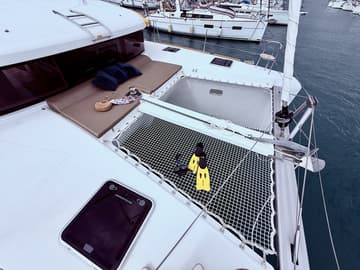 Catamaran Blue Horizon available for yacht charter in Greece | Yacht4Less