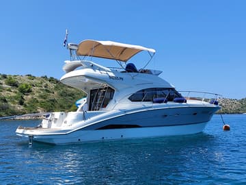 Best Price for a Motorboat Santin rental in Croatia | Yacht4Less