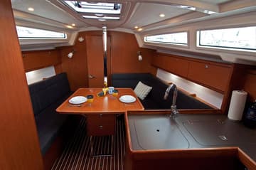 Sailboat Adria Maša available for yacht charter in Croatia | Yacht4Less