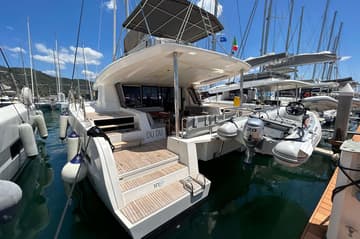 Catamaran Du Du charter rental in Italy | Yacht4Less