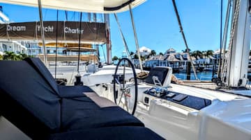 Catamaran SEARENITY available for yacht charter in Bahamas | Yacht4Less
