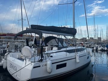 Sailboat Simea charter rental in France | Yacht4Less