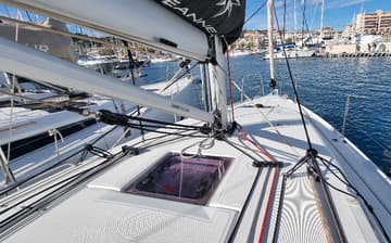 Best Price for a Sailboat Sunny rental in France | Yacht4Less