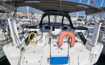 Sailboat Vasco charter rental in France | Yacht4Less