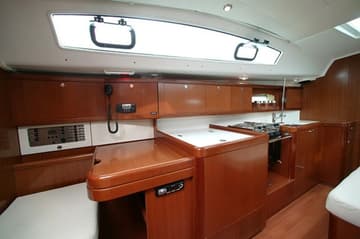Sailboat Arietta available for yacht charter in Greece | Yacht4Less