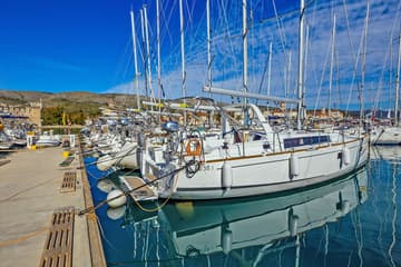 Best Price for a Sailboat Pleasure rental in Croatia | Yacht4Less