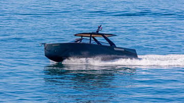 Motorboat Gariful 1 charter rental in Croatia | Yacht4Less