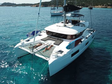 Catamaran Sbronzo charter rental in Italy | Yacht4Less