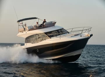 Motorboat Martin available for yacht charter in Croatia | Yacht4Less