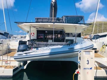 Best Price for a Catamaran Desafinado rental in Croatia | Yacht4Less