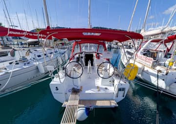 Sailboat Mobula Zero charter rental in Croatia | Yacht4Less