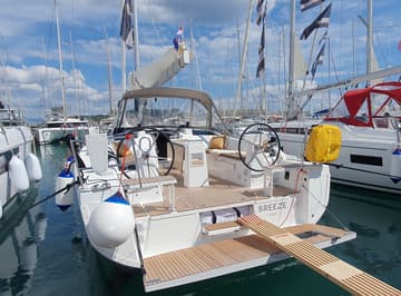 Sailboat Breeze charter rental in Croatia | Yacht4Less