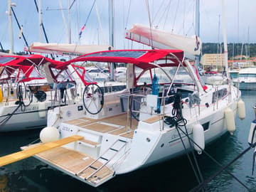 Sailboat Luxa available for yacht charter in Croatia | Yacht4Less