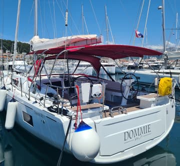 Sailboat Dommie charter rental in Croatia | Yacht4Less