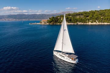 Best Price for a Sailboat Lui rental in Croatia | Yacht4Less