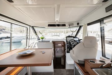 Best Price for a Motorboat Shearwater rental in Croatia | Yacht4Less