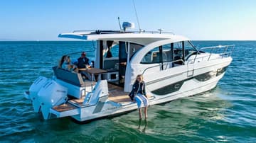 Motorboat No Name available for yacht charter in Croatia | Yacht4Less