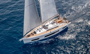 Best Price for a Sailboat Gassillage rental in France | Yacht4Less
