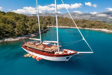 Gulet Romanca charter rental in Croatia | Yacht4Less