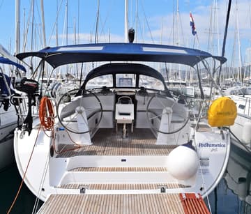 Sailboat Podkamenica charter rental in Croatia | Yacht4Less