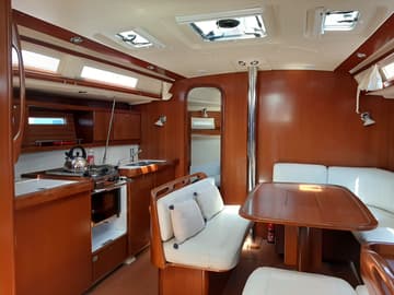 Sailboat Trinquette available for yacht charter in France | Yacht4Less