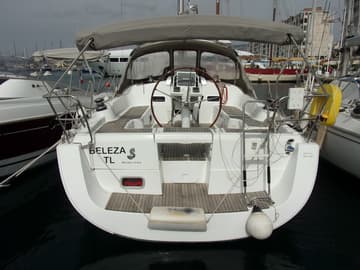 Best Price for a Sailboat Beleza rental in France | Yacht4Less