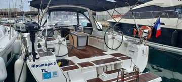Sailboat Alpamapa charter rental in France | Yacht4Less