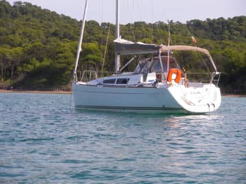 Sailboat Bibidou charter rental in France | Yacht4Less