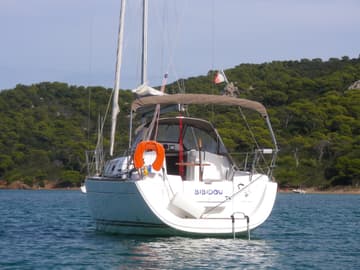 Best Price for a Sailboat Bibidou rental in France | Yacht4Less