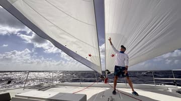 Best Price for a Catamaran Remote Parking rental in BVI | Yacht4Less