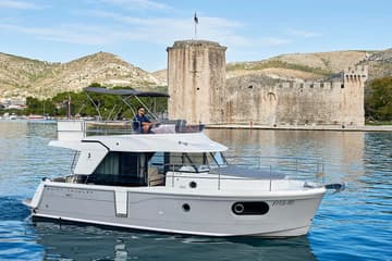 Motorboat Odysseus charter rental in Croatia | Yacht4Less