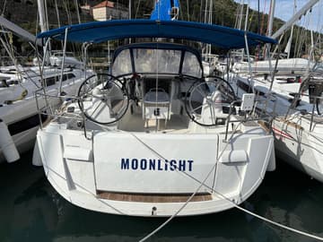Sailboat Moonlight charter rental in Croatia | Yacht4Less
